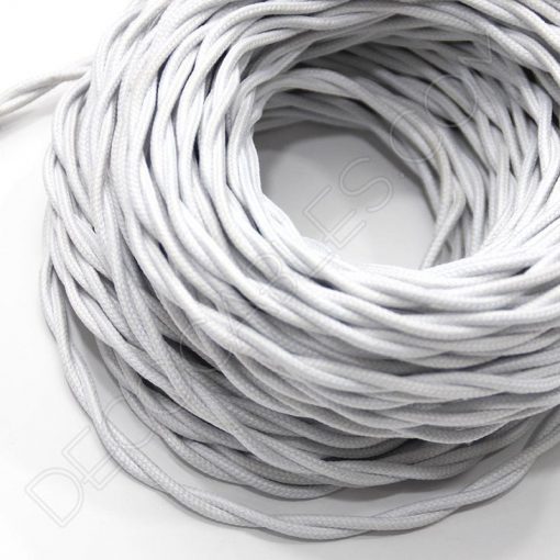 Cable eléctrico trenzado de color blanco