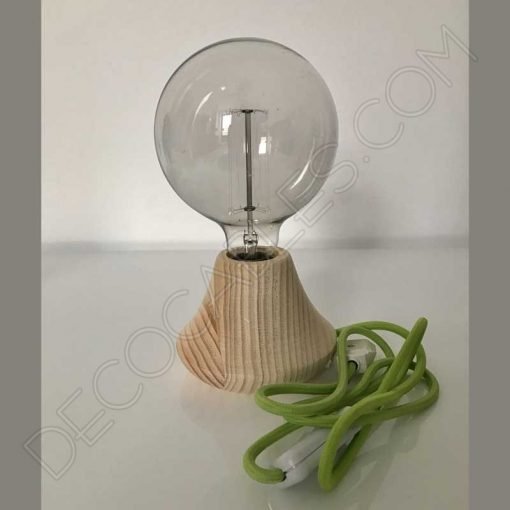 Lámpara de mesa modelo cono de madera